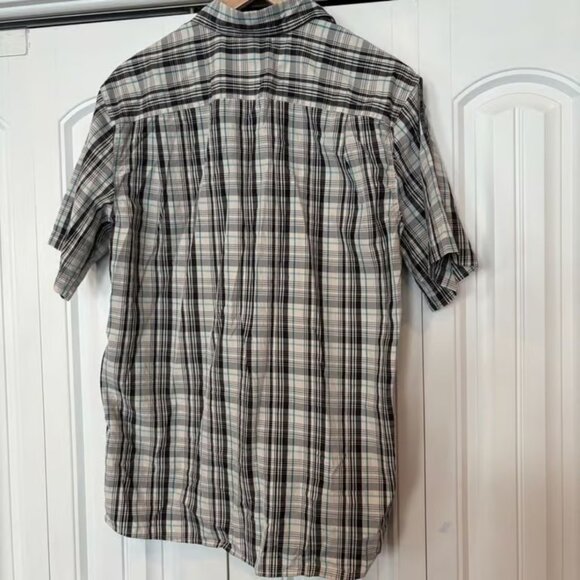 Eddie Bauer Cream & Black Plaid Short Sleeve Button Down Shirt Size Medium - Picture 2 of 6